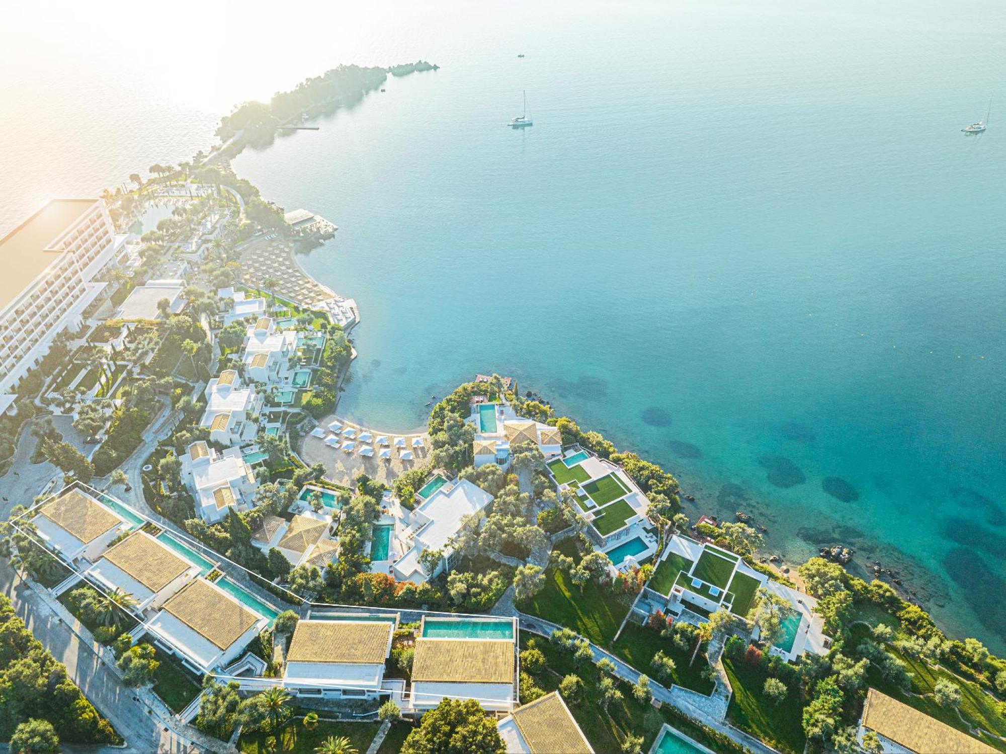科芙皇家格雷科泰尔高级假日酒店 Limni  外观 照片